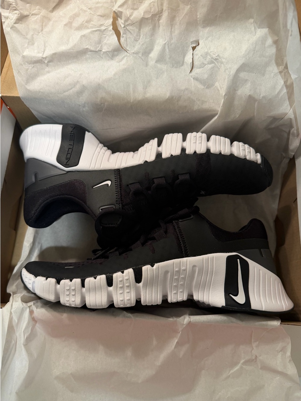 NIB | Nike Free MetCon 5 | Black & White Anthracite | Size: 8.5 - Picture 1 of 7